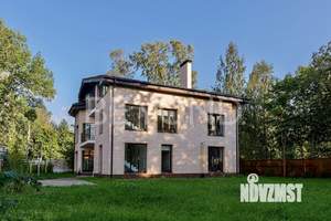 Дом 386м², 3-этажный, участок 11 сот.  