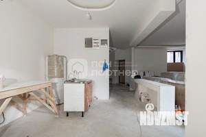 Таунхаус 246м², 3-этажный, участок 2 сот.  