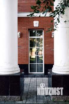 Дом 238м&sup2;, 3-этажный, участок 10 сот.  