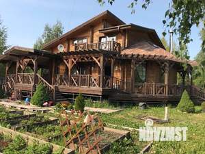 Коттедж 321м², 2-этажный, участок 10 сот.  