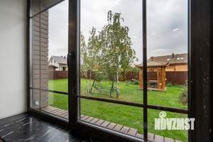 Коттедж 176м², 2-этажный, участок 12 сот.  