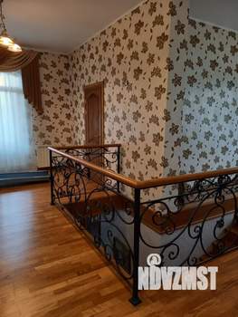 Дом 214м², 2-этажный, участок 16 сот.  