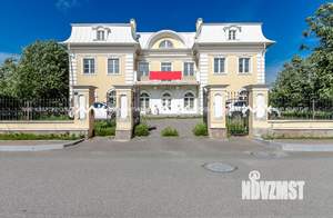 Дом 431м², 3-этажный, участок 15 сот.  