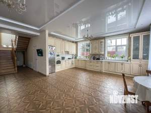 Коттедж 292м², 2-этажный, участок 12 сот.  