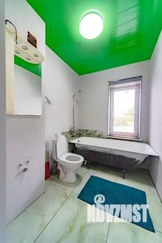 Дом 330м², 3-этажный, участок 15 сот.  