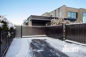 Дом 500м², 2-этажный, участок 23 сот.  
