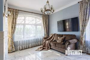 Таунхаус 251м², 3-этажный, участок 2 сот.  