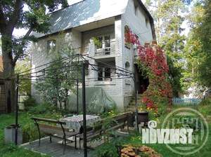 Дом 260м², 3-этажный, участок 14 сот.  