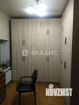 Дом 264м², 2-этажный, участок 13 сот.  