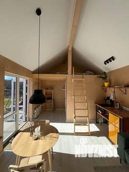 Дом 70м², 2-этажный, участок 11 сот.  