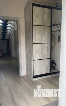 Дом 198м², 2-этажный, участок 6 сот.  