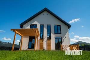 Коттедж 120м², 2-этажный, участок 6 сот.  