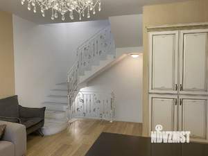 Таунхаус 140м², 4-этажный, участок 1 сот.  