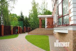 Дом 557м², 3-этажный, участок 18 сот.  