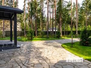 Дом 330м², 2-этажный, участок 25 сот.  