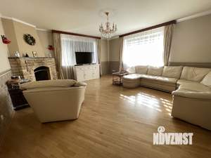 Дом 272м², 2-этажный, участок 25 сот.  