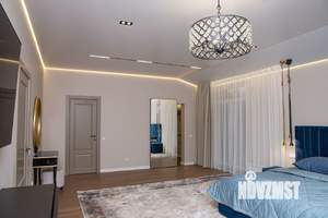 Дом 246м², 2-этажный, участок 9 сот.  