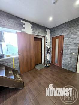 Дом 220м², 2-этажный, участок 6 сот.  