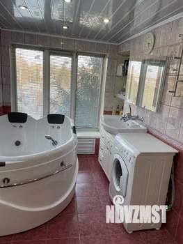 Коттедж 475м², 3-этажный, участок 17 сот.  