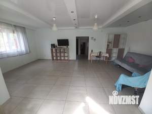 Коттедж 197м², 2-этажный, участок 8 сот.  