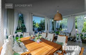 Коттедж 488м², 3-этажный, участок 14 сот.  