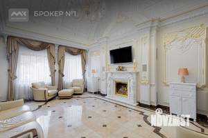 Дом 625м², 2-этажный, участок 14 сот.  