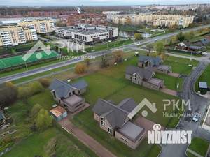 Коттедж 308м², 2-этажный, участок 14 сот.  