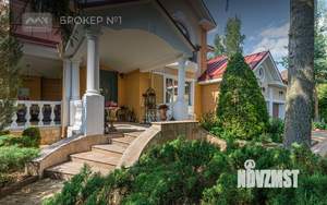 Коттедж 488м², 3-этажный, участок 14 сот.  