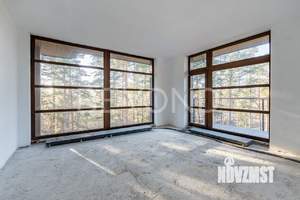 Дом 3060м², 3-этажный, участок 132 сот.  