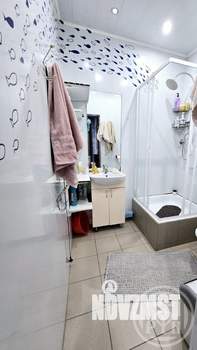 Дом 220м², 2-этажный, участок 6 сот.  