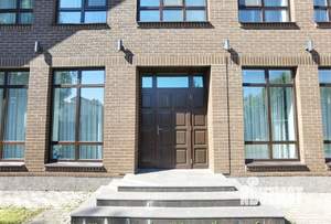 Коттедж 200м², 2-этажный, участок 6 сот.  