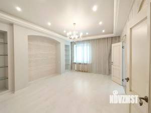 Таунхаус 280м², 3-этажный, участок 3 сот.  