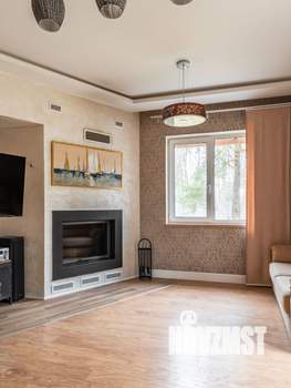 Коттедж 240м&sup2;, 2-этажный, участок 15 сот.  