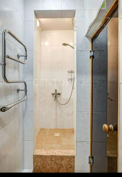 Дом 143м², 3-этажный, участок 4 сот.  