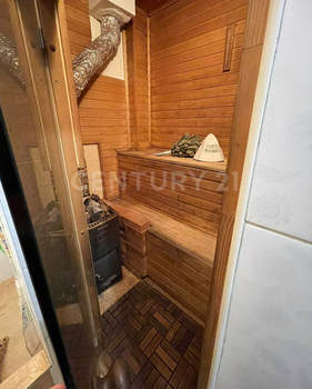 Дом 143м², 3-этажный, участок 4 сот.  