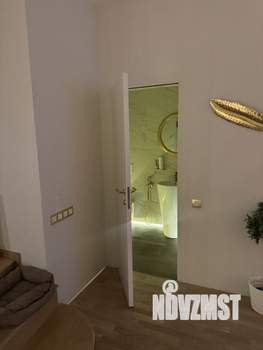 Таунхаус 180м&sup2;, 3-этажный, участок 40 сот.  