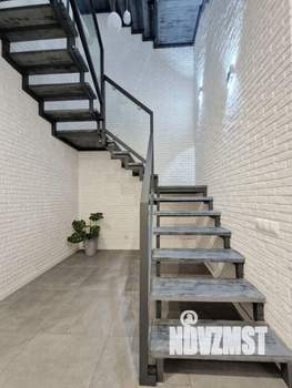 Таунхаус 212м², 3-этажный, участок 2571 сот.  