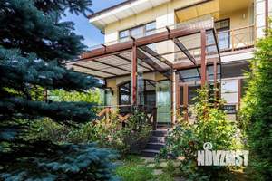 Таунхаус 251м², 3-этажный, участок 2 сот.  