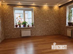 Дом 446м², 3-этажный, участок 12 сот.  