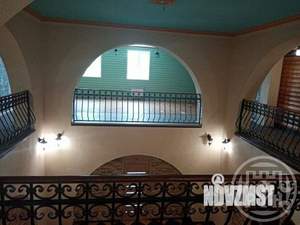 Дом 924м², 3-этажный, участок 9 сот.  