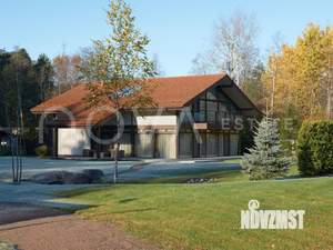 Дом 637м², 3-этажный, участок 16 сот.  