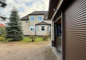 Дом 232м², 2-этажный, участок 13 сот.  