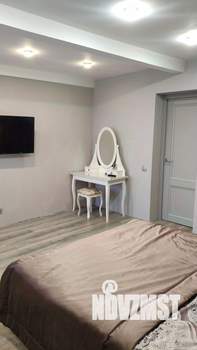 Коттедж 265м&sup2;, 2-этажный, участок 5 сот.  