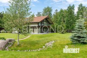 Дом 606м², 3-этажный, участок 37 сот.  