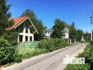 Дом 340м², 2-этажный, участок 15 сот.  
