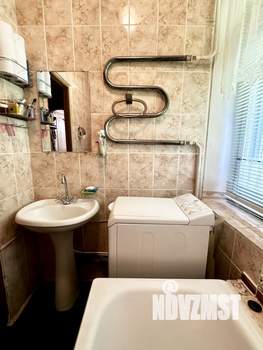 Дом 45м², 2-этажный, участок 3 сот.  