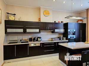 Таунхаус 246м², 4-этажный, участок 3 сот.  