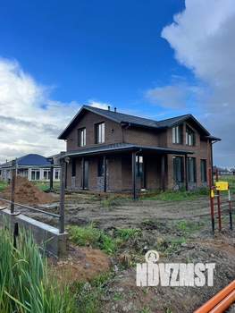 Дом 183м&sup2;, 2-этажный, участок 6 сот.  