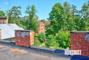 Дом 735м&sup2;, 4-этажный, участок 38 сот.  