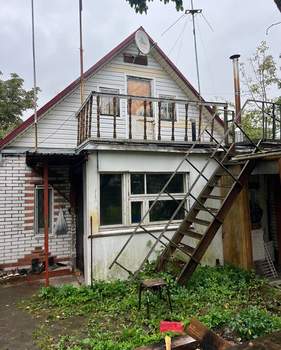 Дом 36м², 2-этажный, участок 8 сот.  